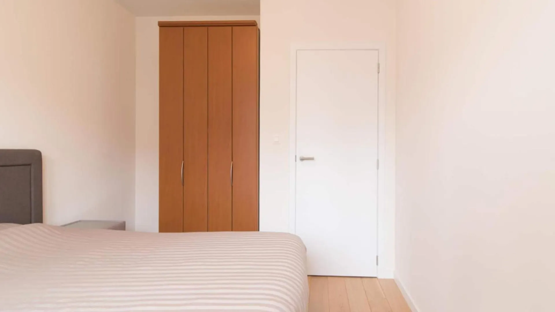 Pretty Apartment With Balcony Ostend