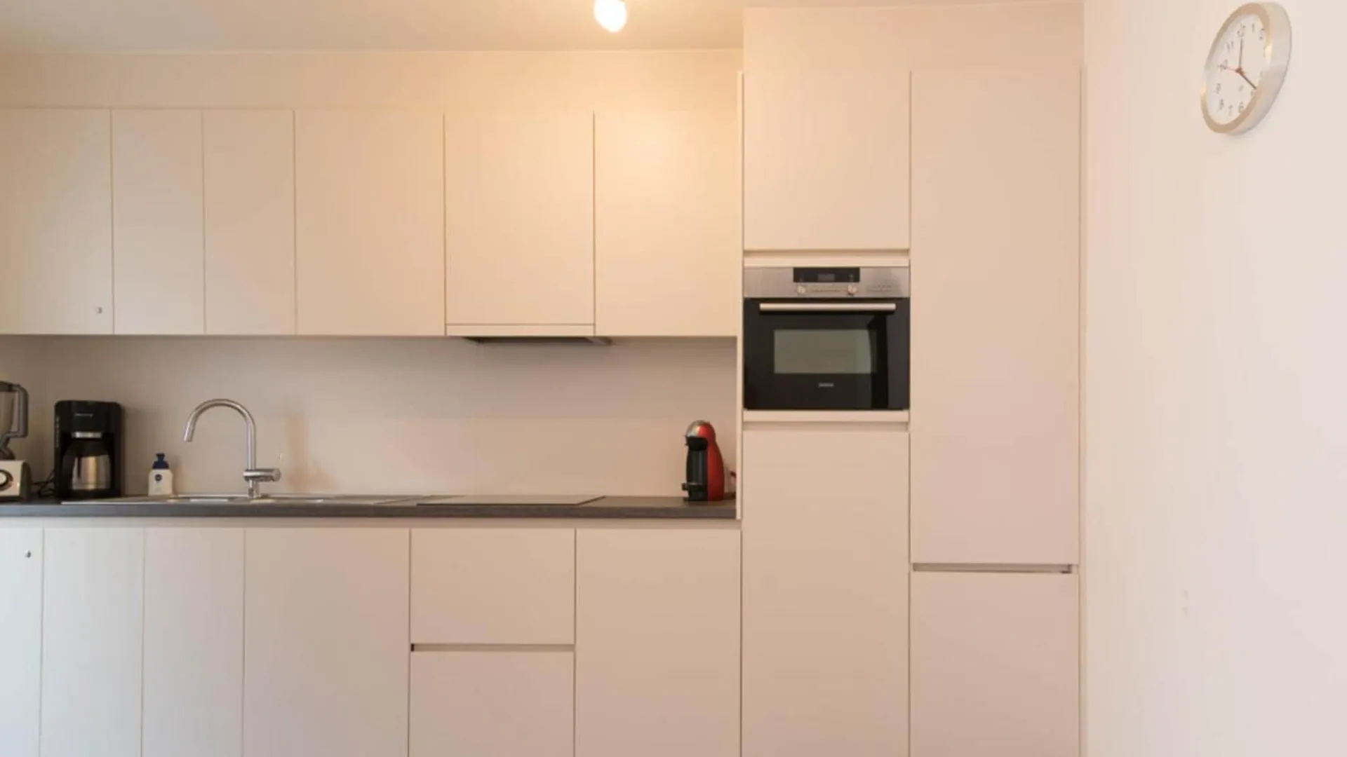Pretty Apartment With Balcony Ostend