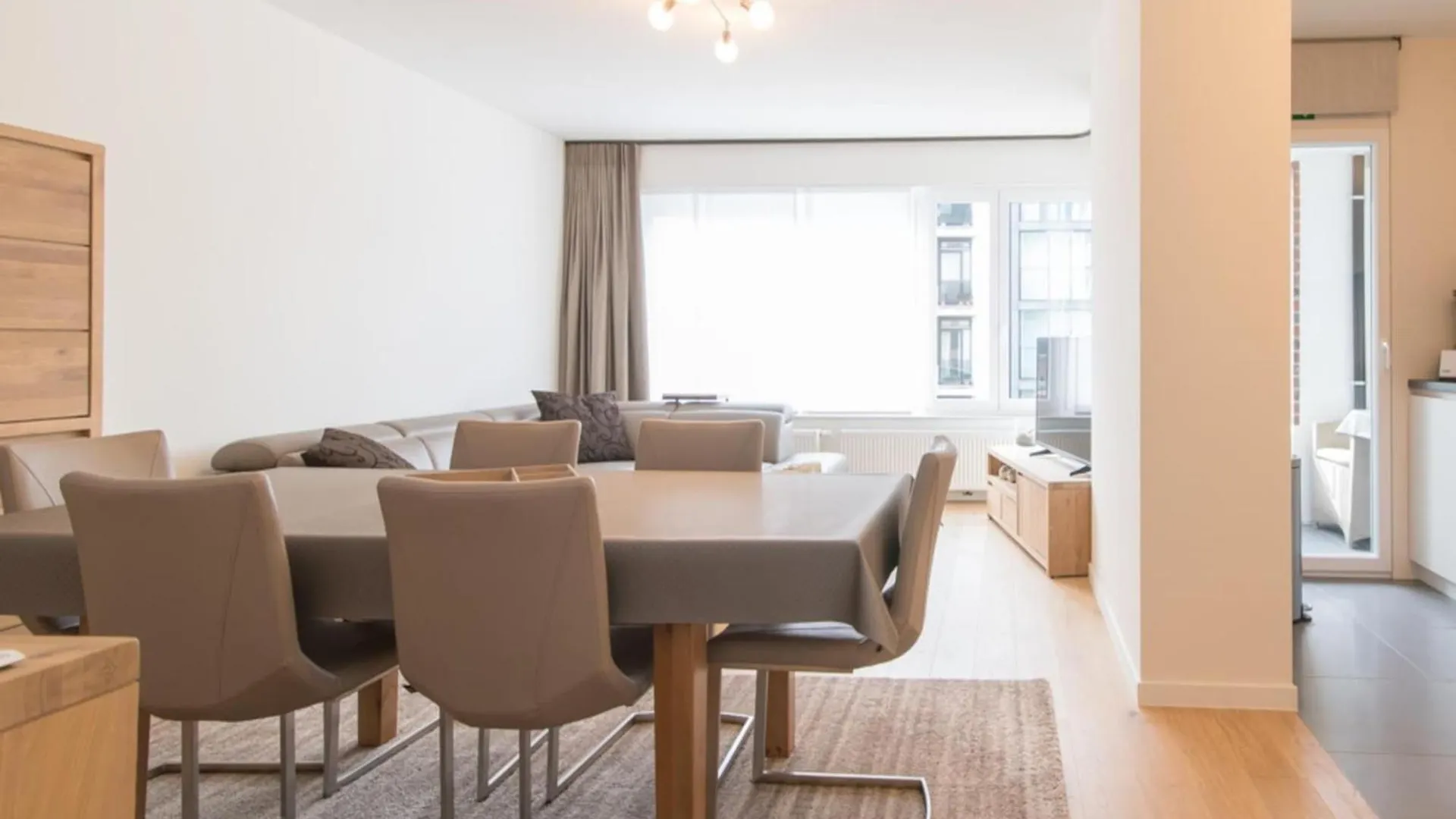 Pretty Apartment With Balcony Ostend