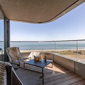 Huswell - Stunning With Breathtaking Views Appartement